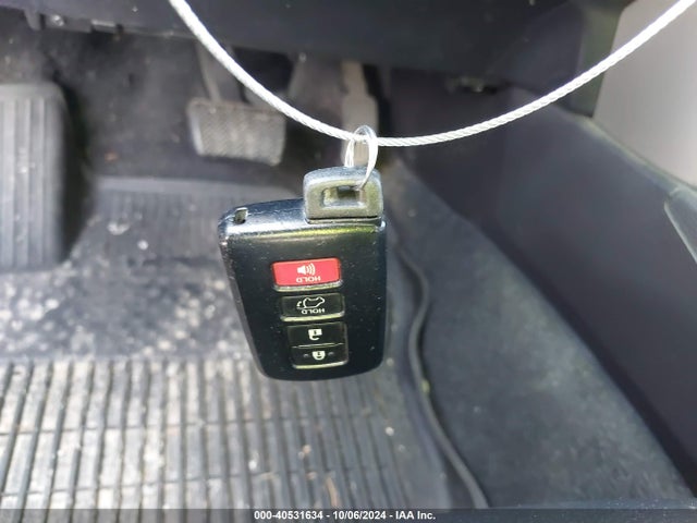 Toyota Rav4 Platinum 2018 2T3DFREV1JW771962 Image 11