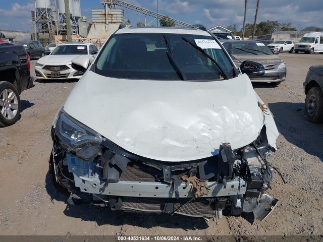 Toyota Rav4 Platinum 2018 2T3DFREV1JW771962 Image 12