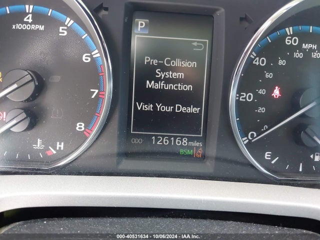 Toyota Rav4 Platinum 2018 2T3DFREV1JW771962 Image 15