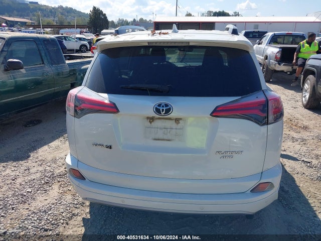 Toyota Rav4 Platinum 2018 2T3DFREV1JW771962 Image 16