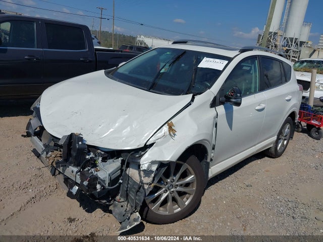 Toyota Rav4 Platinum 2018 2T3DFREV1JW771962 Image 2