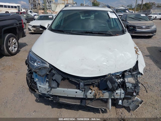 Toyota Rav4 Platinum 2018 2T3DFREV1JW771962 Image 6