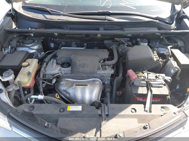 Toyota RAV4 LE 2018 2T3ZFREV5JW439481 Image 10