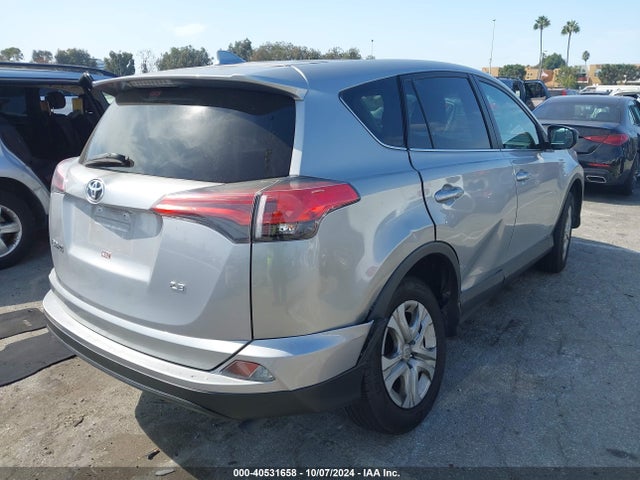 Toyota RAV4 LE 2018 2T3ZFREV5JW439481 Image 4