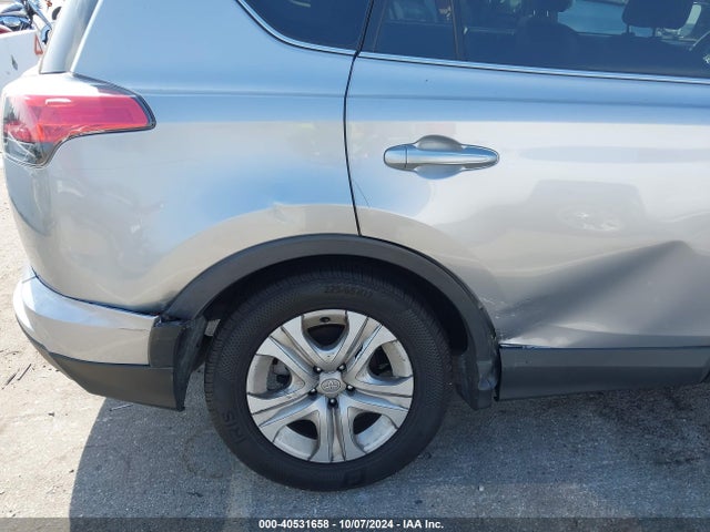 Toyota RAV4 LE 2018 2T3ZFREV5JW439481 Image 6
