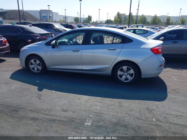 1G1BC5SM4H7268073 Chevrolet Cruze Ls Auto
