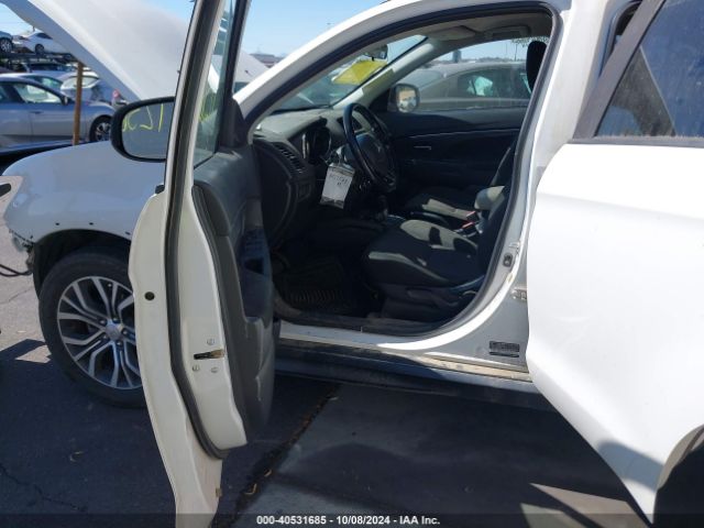 JA4AP3AU8HZ008688 Mitsubishi Outlander Sport 2.0 Es