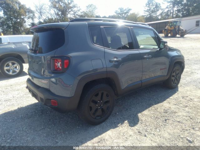 ZACCJBCB9JPG87722 Jeep Renegade Trailhawk 4x4