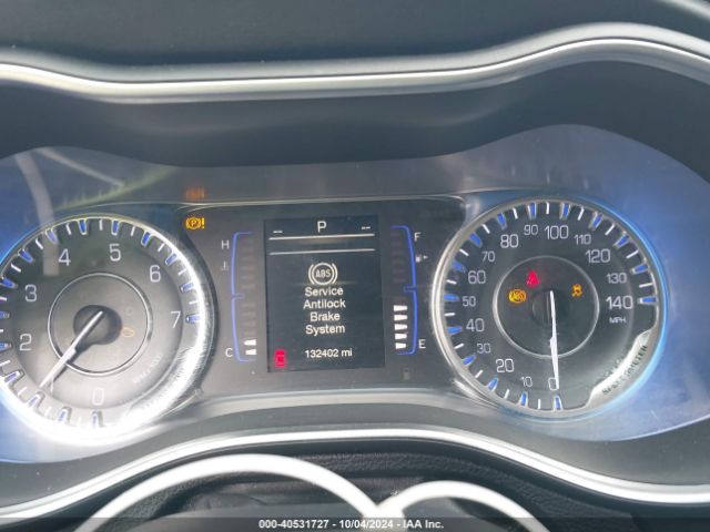 1C3CCCAB2GN172098 Chrysler 200 Limited Platinum