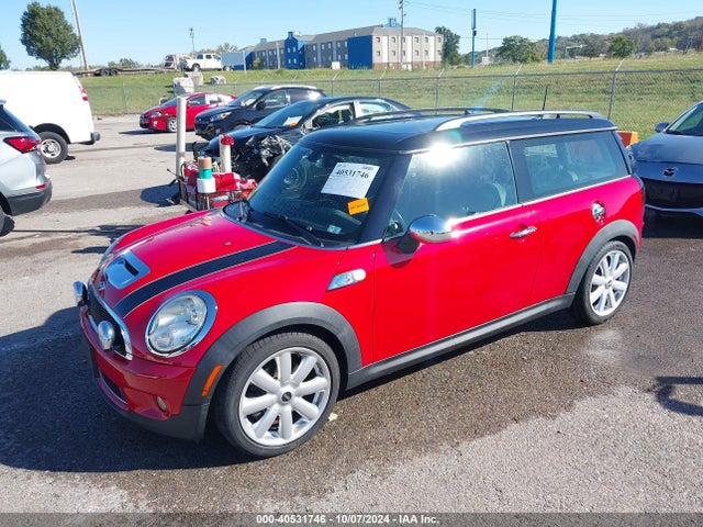 2010 MINI COOPER S CLUBMAN WMWMM3C56ATZ33381 Photo 1
