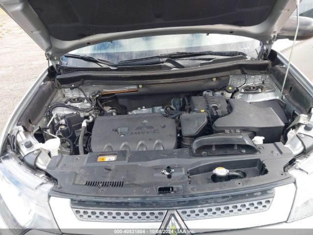 JA4AD2A31KZ021896 Mitsubishi Outlander Es