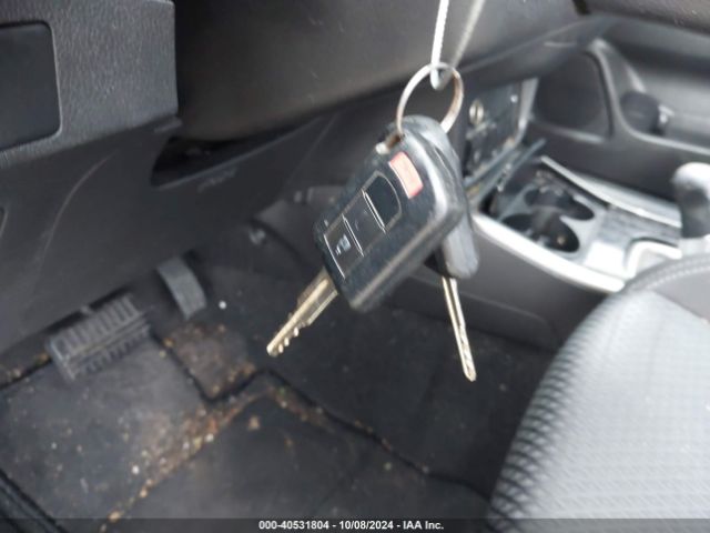 JA4AD2A31KZ021896 Mitsubishi Outlander Es