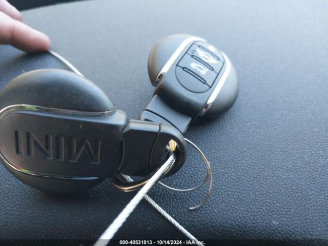 2022 MINI CLUBMAN WMWXJ1C05N2R06604 Photo 10