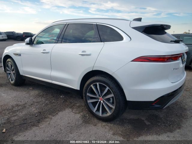 2023 JAGUAR F-PACE SADCJ2EX5PA714467 Photo 2