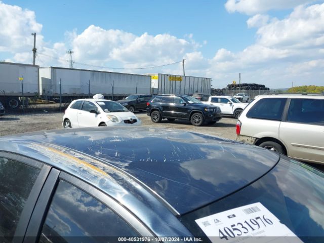 2T1BURHE9KC232932 Toyota COROLLA LE