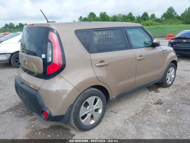 KNDJN2A26F7168565 KIA Soul