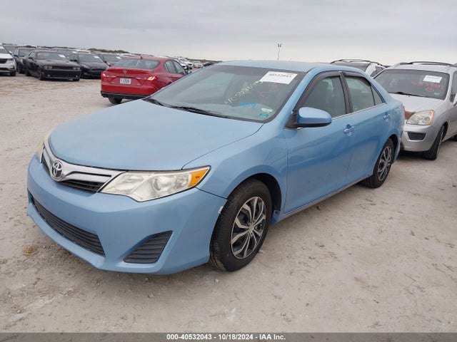 Toyota CAMRY LE 2014 4T1BF1FK6EU749452 Image 2