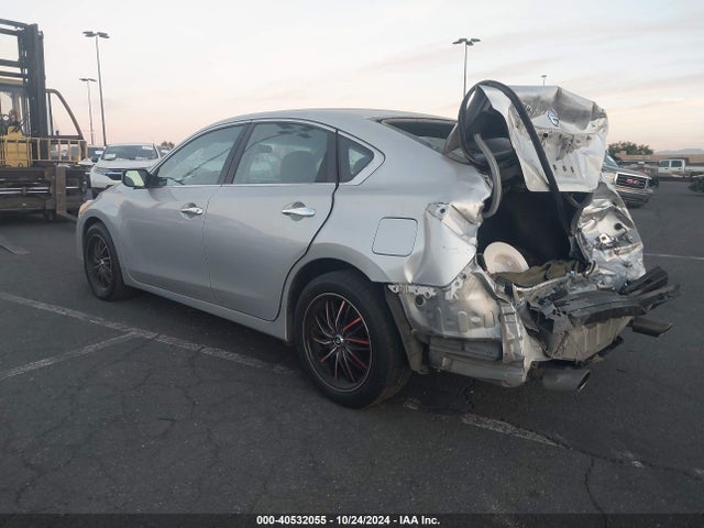 Nissan Altima 2.5 S 2015 1N4AL3AP7FC203537 Image 3