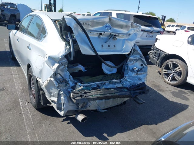 Nissan Altima 2.5 S 2015 1N4AL3AP7FC203537 Image 6