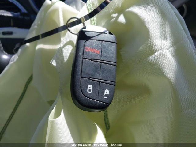 3C4PDCAB2JT474654 Dodge JOURNEY SE