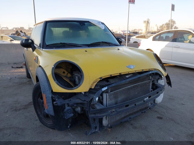 2008 MINI COOPER WMWMF33548TT64213 Photo 5