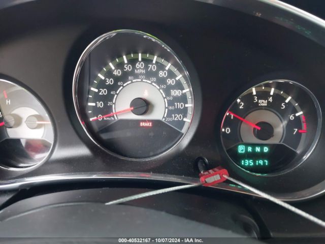 1C3CCBAB8EN146211 Chrysler 200 LX