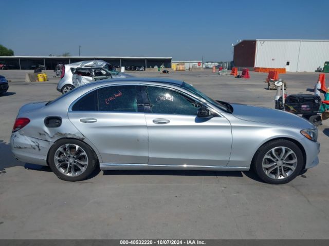55SWF4JB2FU088302 Mercedes-Benz C 300 Luxury/sport