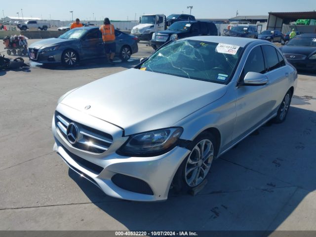 55SWF4JB2FU088302 Mercedes-Benz C 300 Luxury/sport