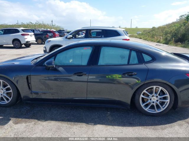 WP0AA2A73KL100426 Porsche PANAMERA 4