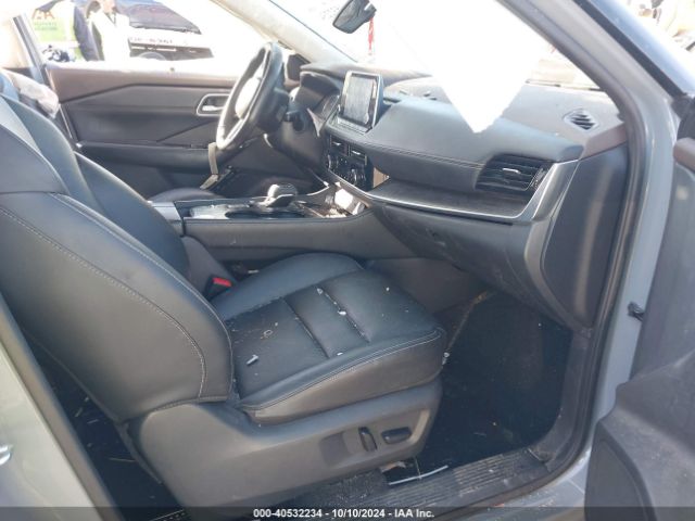 5N1AT3CA8MC820442 Nissan Rogue Sl Fwd