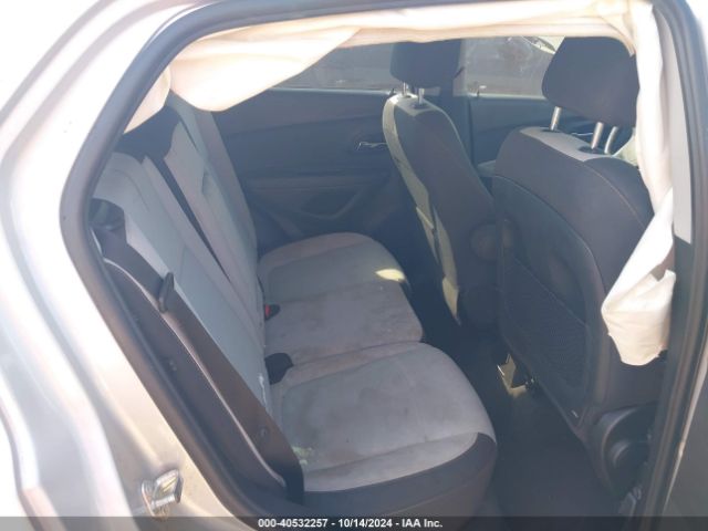 3GNCJKSB4JL375664 Chevrolet TRAX LS