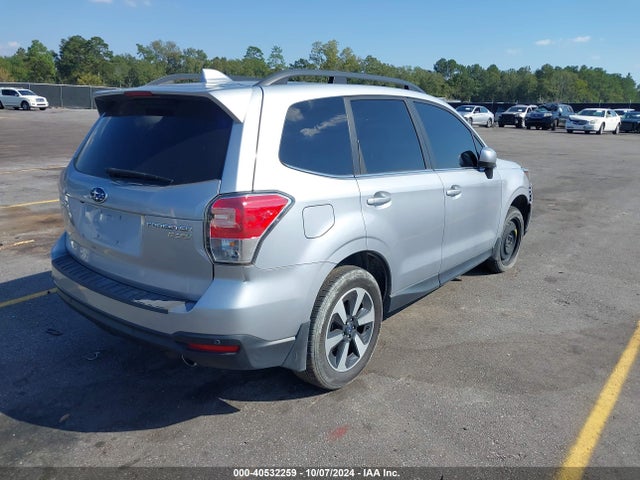Subaru Forester 2.5i Limited 2017 JF2SJARC8HH490307 Image 4