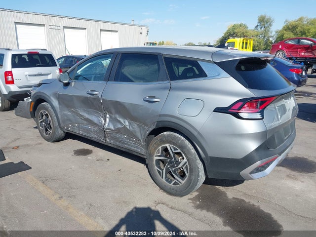 KIA Sportage Lx 2023 KNDPUCAF5P7085104 Image 3