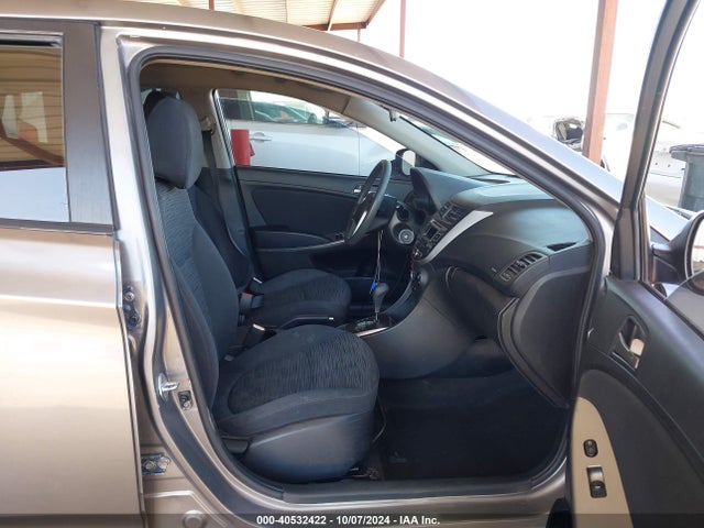 Hyundai ACCENT SE 2017 KMHCT5AE6HU360028 Image 5