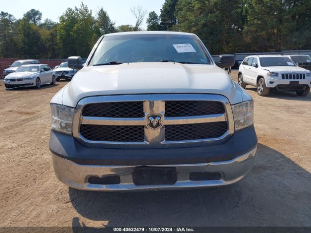 1C6RR7FT5JS309905 RAM 1500 Tradesman Quad Cab 4x4 6'4 Box