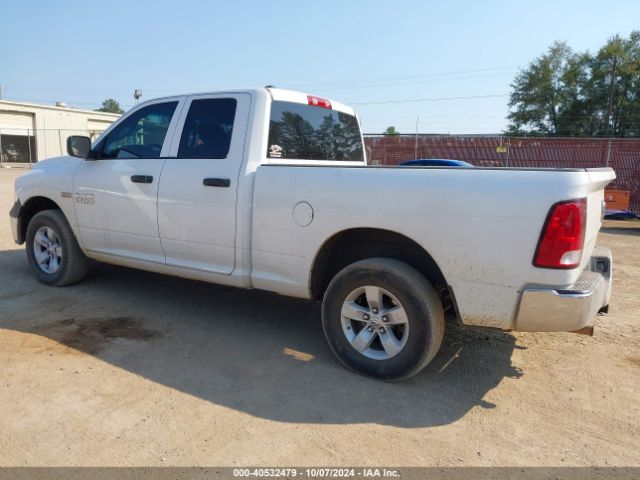 1C6RR7FT5JS309905 RAM 1500 Tradesman Quad Cab 4x4 6'4 Box