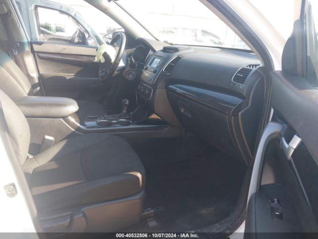 5XYKTCA62EG470052 KIA SORENTO LX