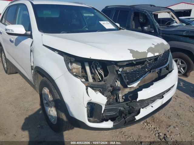5XYKTCA62EG470052 KIA SORENTO LX