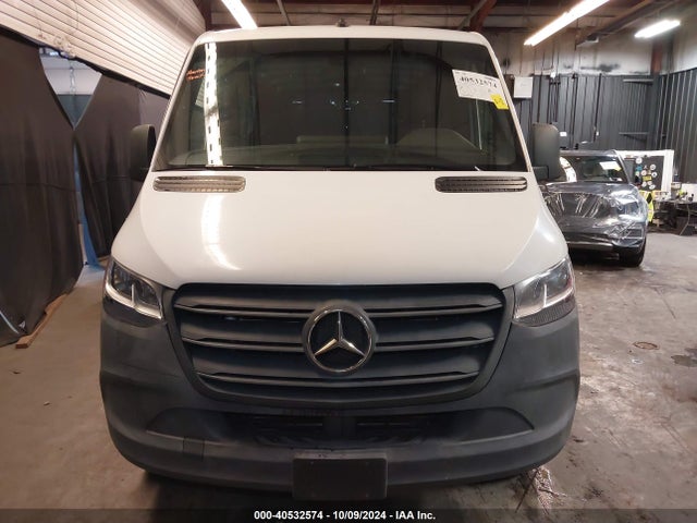 WD4PF0CD1KT013570 Mercedes-Benz Sprinter 2500 High Roof V6/standard Roof V6