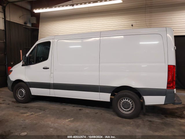WD4PF0CD1KT013570 Mercedes-Benz Sprinter 2500 High Roof V6/standard Roof V6