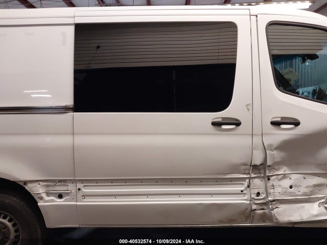 WD4PF0CD1KT013570 Mercedes-Benz Sprinter 2500 High Roof V6/standard Roof V6