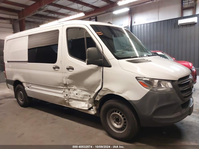 WD4PF0CD1KT013570 Mercedes-Benz Sprinter 2500 High Roof V6/standard Roof V6