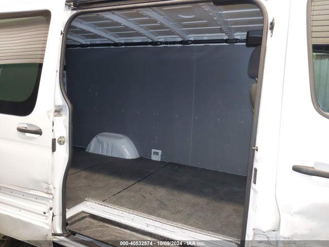WD4PF0CD1KT013570 Mercedes-Benz Sprinter 2500 High Roof V6/standard Roof V6