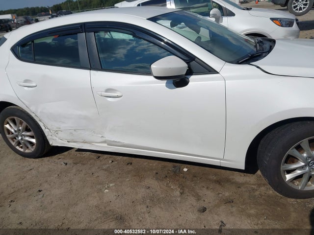 Mazda Mazda3 Sport 2018 3MZBN1K74JM195929 Image 13