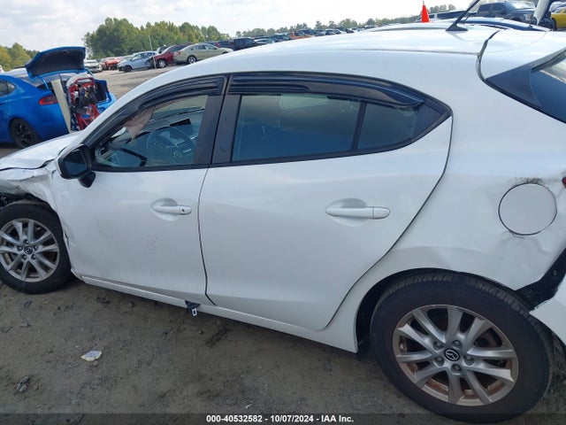 Mazda Mazda3 Sport 2018 3MZBN1K74JM195929 Image 14
