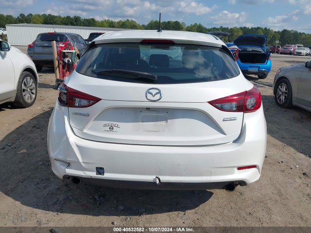 Mazda Mazda3 Sport 2018 3MZBN1K74JM195929 Image 16