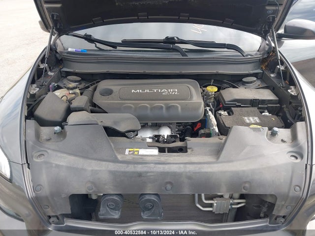 1C4PJLCB4JD587985 Jeep Cherokee Latitude Tech Connect Fwd