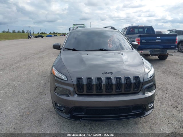1C4PJLCB4JD587985 Jeep Cherokee Latitude Tech Connect Fwd