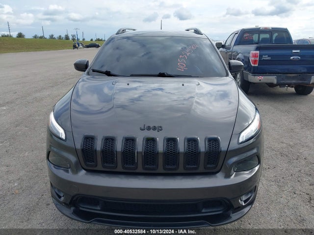 1C4PJLCB4JD587985 Jeep Cherokee Latitude Tech Connect Fwd