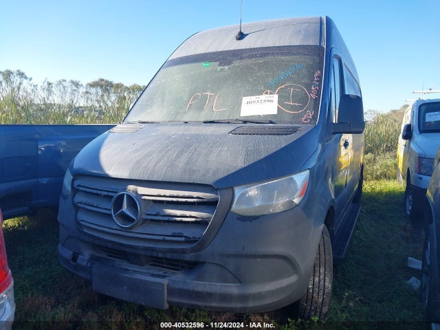 WD4PF0CD4KP053988 Mercedes-Benz Sprinter 2500 High Roof V6/standard Roof V6